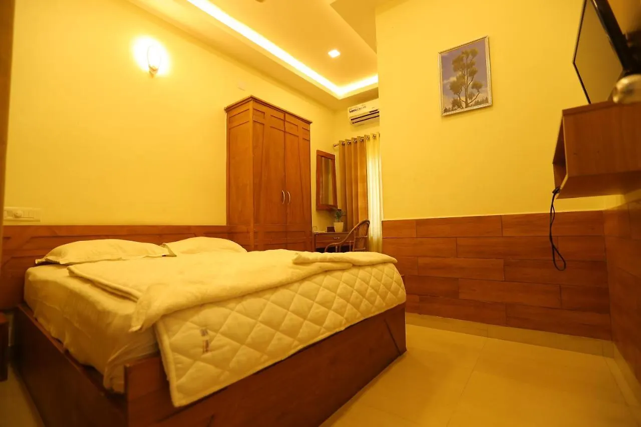 Hotel Sapphire Inn Nedumbassery