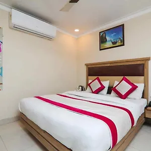 *** Hotel Lotus Suites At Delhi Airport India